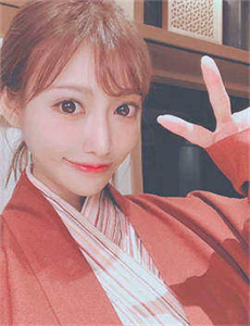 《电影明明-小莹客厅激情46章至50章视》