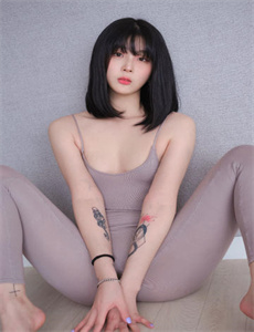 《2015影音先锋色撸撸-女友的妈妈5中语》