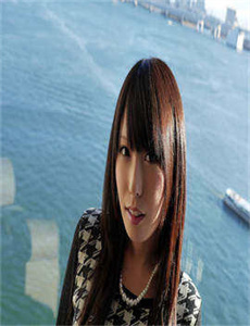 《手覆盖上一对大白兔-51在线客服》