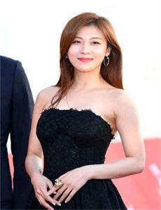 《金牌魔术团第一期-新婚人妻被老板玩弄的后果》